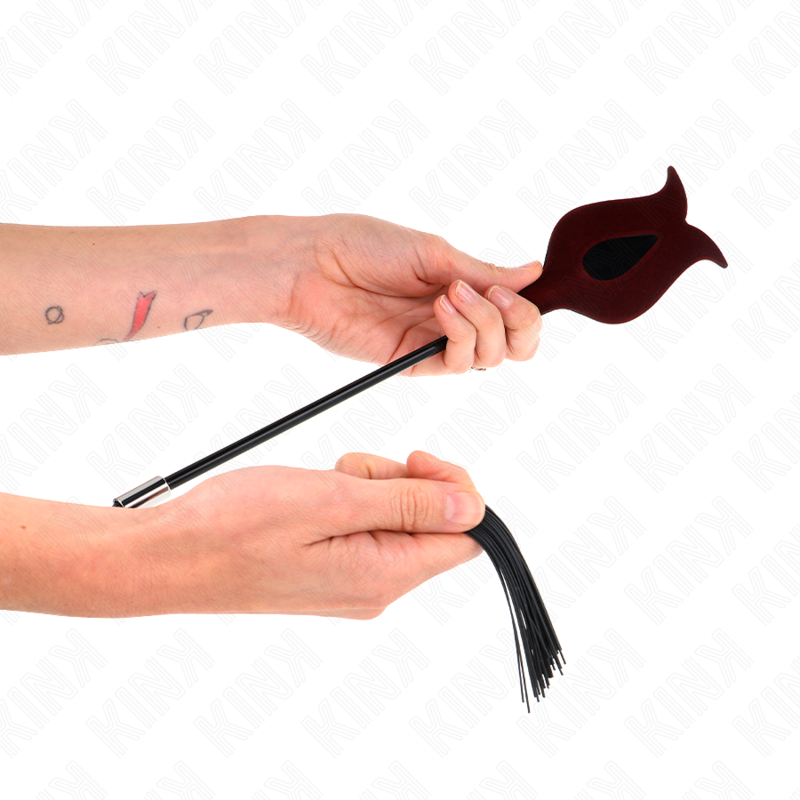 KINK — Látigo de borla de silicona con forma de rosa 45 cm