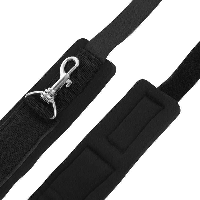 DARKNESS - Bondage esposas para la puerta